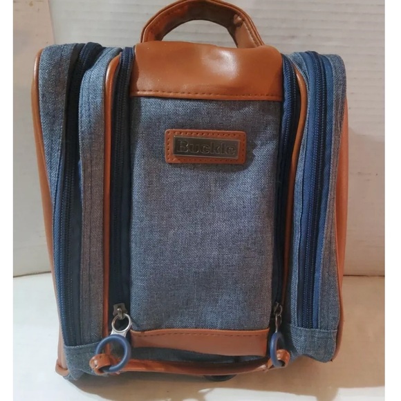 NWT Buckle Brand Travel Overnight Hanging Accessory Bag - Picture 1 of 6